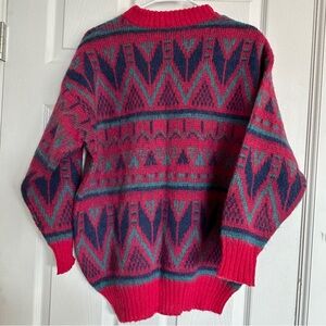Vintage Nordic Wool Sweater M  Icelandic Viking Wool Geometric Pullover Pink‎